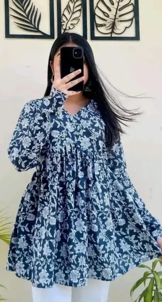 DITYA Women Rayon Printed Short Kurti