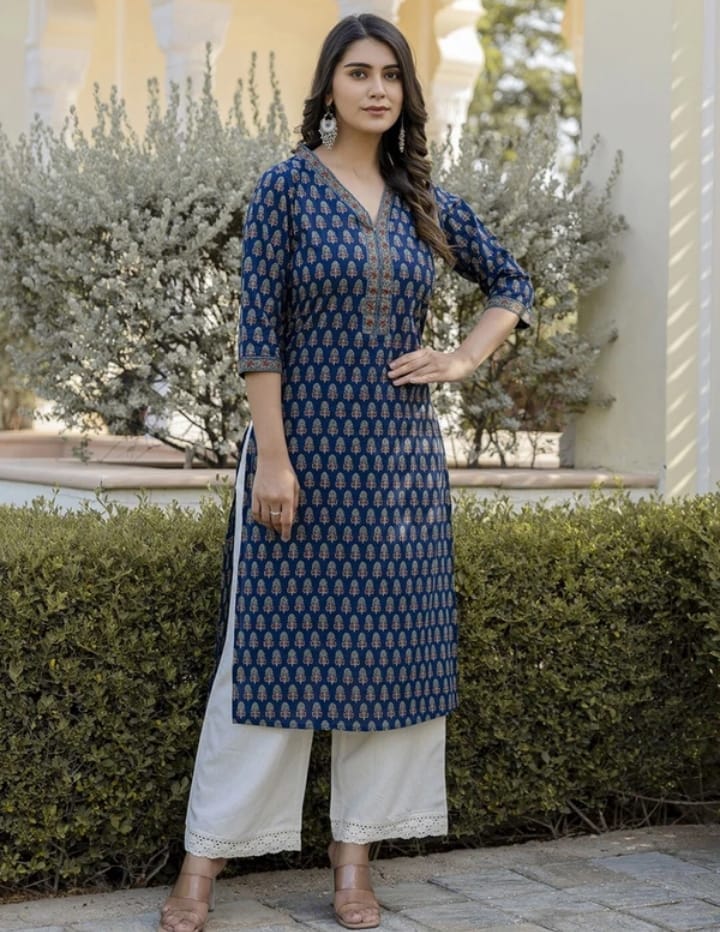 DITYA Women Printed Rayon Straight Kurta