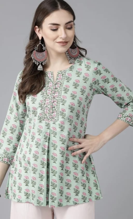 DITYA  Floral Printed Pure Cotton Kurti