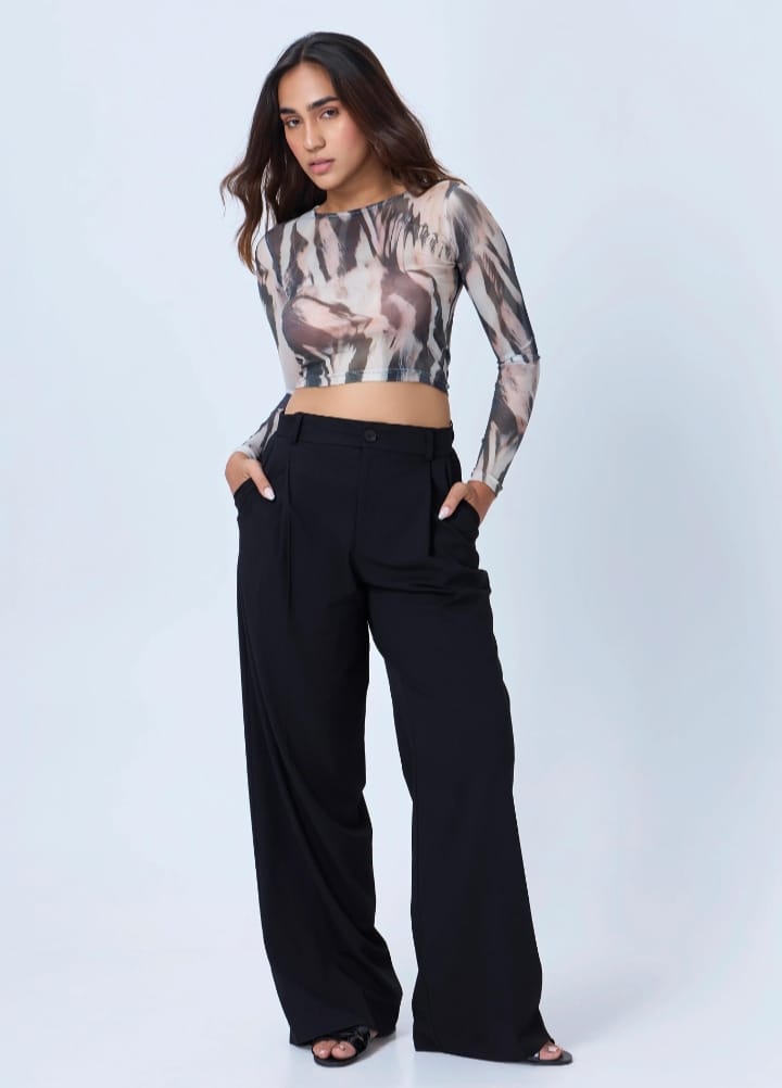 DITYA Fitted Long-Sleeve Top