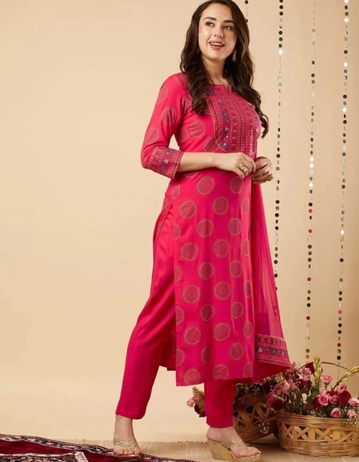 DITYA Women Rayon Kurti Pant Dupatta Set