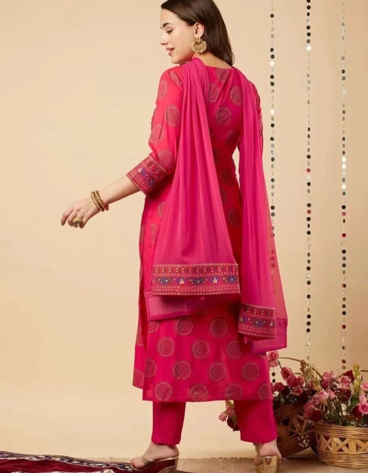 DITYA Women Rayon Kurti Pant Dupatta Set